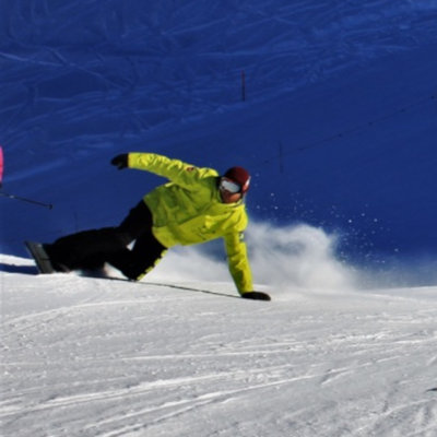Snowboard Carving