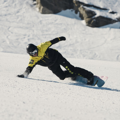 Snowboard Carving
